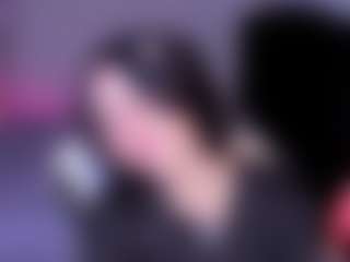 Live cam show with Frida Lassi - Facial Piercings on Cam Slut
