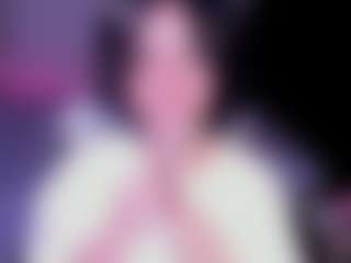 Live cam show with Frida Lassi - Young Adult Teen (18+) on Cam Slut