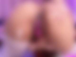 Live cam show with Meredith Rose - Drinking on Hubzter Live