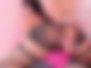 Live cam show with Meredith Rose - Shaved Pussy on pussylord.com