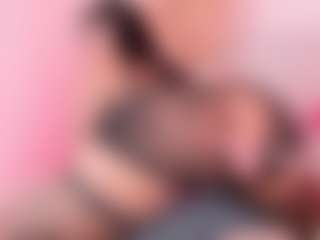 Live cam show with Meredith Rose - Brown Eyes Toys on CamSextacy
