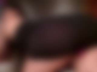 Live cam show with MilaHal - Striptease Teen (18+) on Hubzter Live