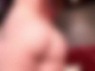Live cam show with MilaHal - Facial on Camsoda