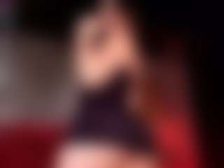 Live cam show with MilaHal - Double Penetration on TottyGirls
