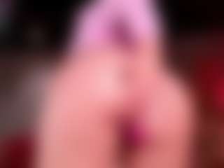Live cam show with MilaHal - Cute on Camsoda