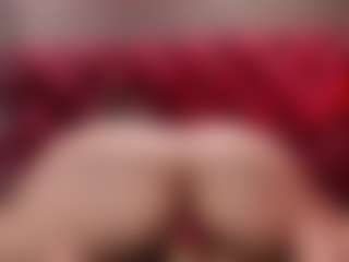 MilaHal's Live Sex Cam Show