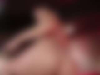 MilaHal's Live Sex Cam Show