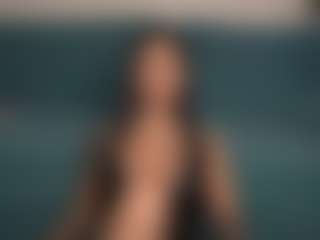 Spettacolo in cam dal vivo con SinfulStar - No Drinking su Camsoda