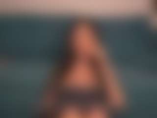 Live cam show with SinfulStar - Nipple Piercings on Hubzter Live