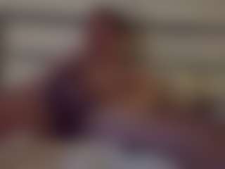 NaughtyForties's Live Sex Cam Show