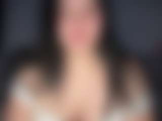 Ellaq's Live Sex Cam Show
