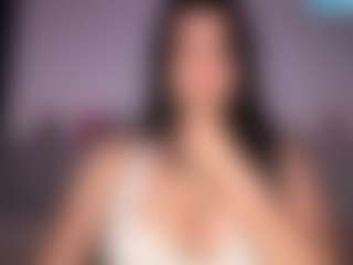 Ellaq's Live Sex Cam Show