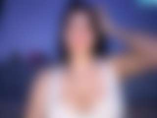 Ellaq's Live Sex Cam Show