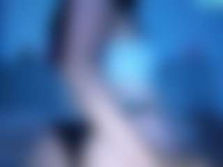 Ellaq's Live Sex Cam Show