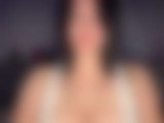 Ellaq's Live Sex Cam Show
