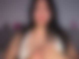 Ellaq's Live Sex Cam Show