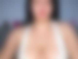 Ellaq's Live Sex Cam Show