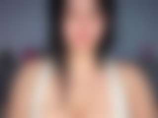 Ellaq's Live Sex Cam Show
