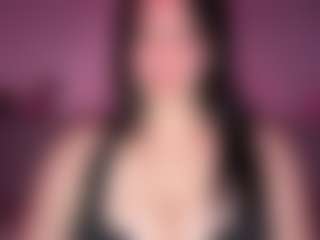 Ellaq's Live Sex Cam Show