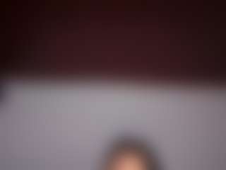 Live cam show with Ellaq - Brown Eyes Toys on xxxlivecams.org