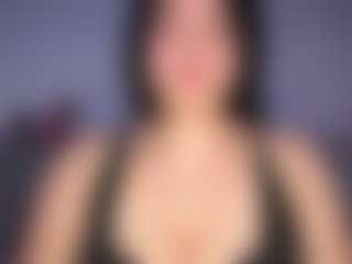 Ellaq's Live Sex Cam Show