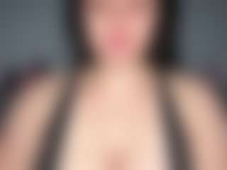 Live cam show with Ellaq - Deepthroat on sexylive.show