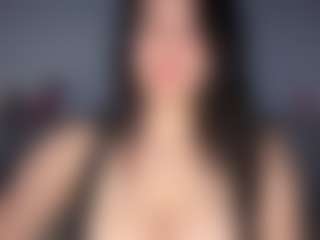 Ellaq's Live Sex Cam Show