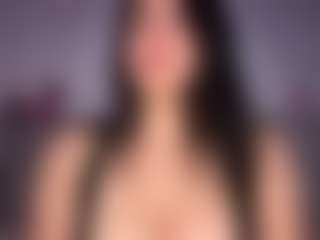 Ellaq's Live Sex Cam Show