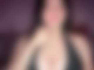 Ellaq's Live Sex Cam Show