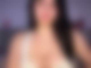 Ellaq's Live Sex Cam Show