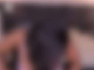 Live cam show with Savannah Storm - Living Room on Uber Horny
