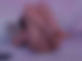 Live cam show with SophieeRain - Moaning on instabang