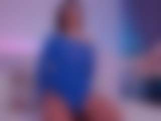 SophieeRain's Live Sex Cam Show