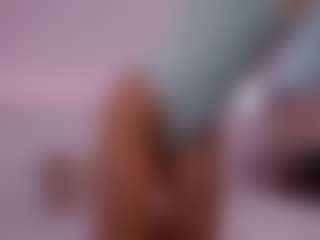 SophieeRain's Live Sex Cam Show