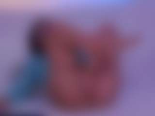 SophieeRain's Live Sex Cam Show