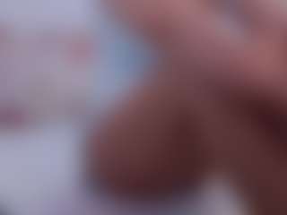 Live cam show with SophieeRain - Joi on realtime-chat