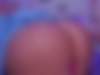 Live cam show with SophieeRain - Joi on StripNow