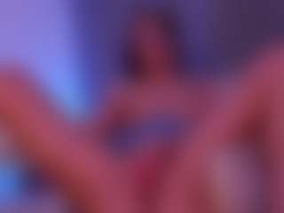 SophieeRain's Live Sex Cam Show
