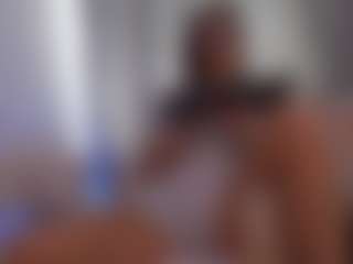 SophieeRain's Live Sex Cam Show