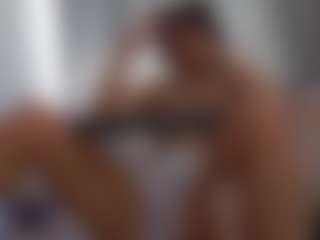 Live cam show with SophieeRain - Bedroom on Fling VIP Chat