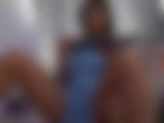 Live cam show with SophieeRain - Moaning on Camsoda