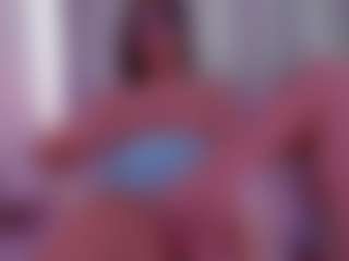 Live cam show with SophieeRain - Role Play on madthumbs