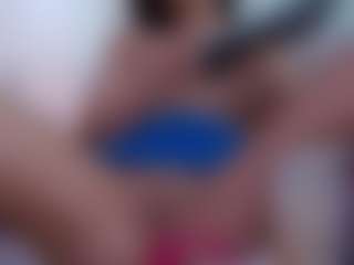 Live cam show with SophieeRain - Brown Hair on Free Soda