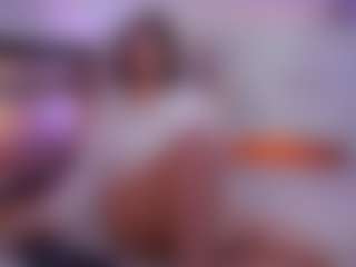 SophieeRain's Live Sex Cam Show