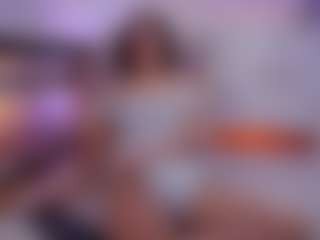 SophieeRain's Live Sex Cam Show