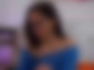 SophieeRain's Live Sex Cam Show