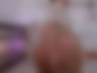 SophieeRain's Live Sex Cam Show
