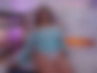 SophieeRain's Live Sex Cam Show