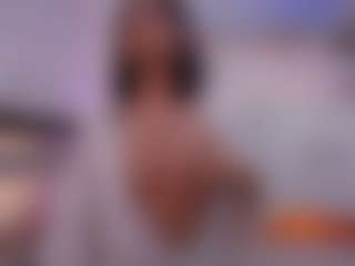 SophieeRain's Live Sex Cam Show