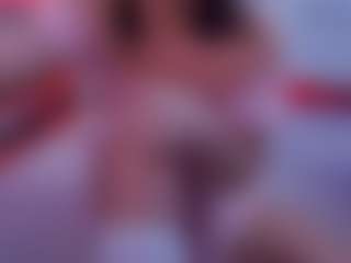 Live cam show with SophieeRain - Brown Hair on Camsoda